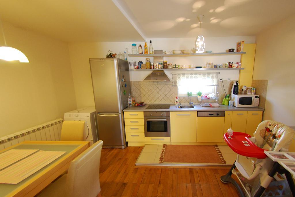 בלגרד Franstal Apartments חדר תמונה