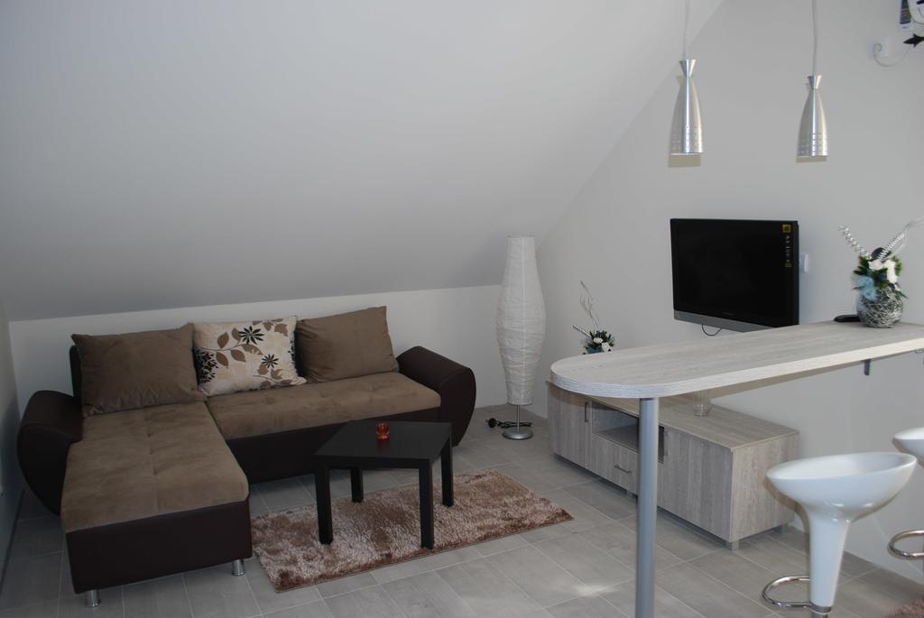 בלגרד Franstal Apartments חדר תמונה