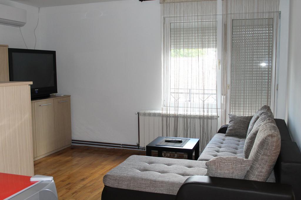 בלגרד Franstal Apartments מראה חיצוני תמונה