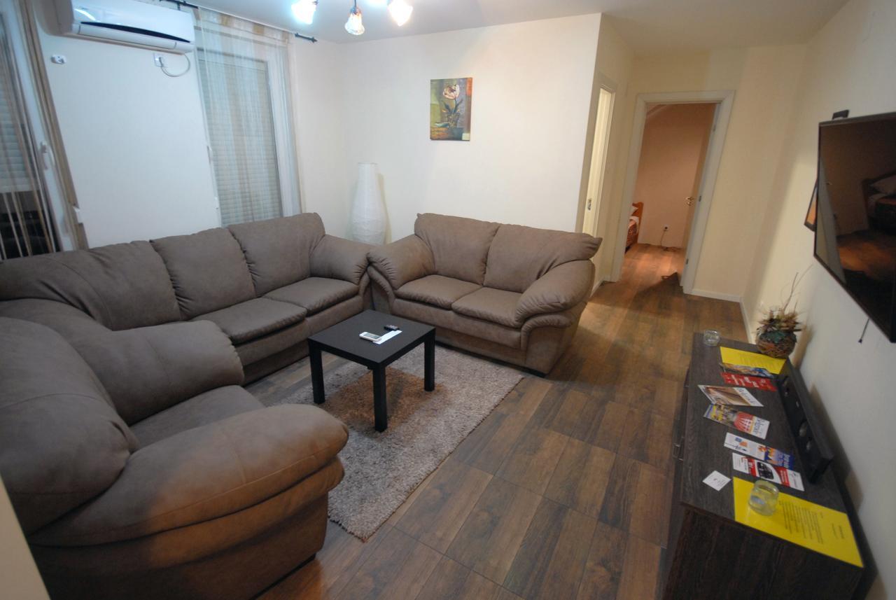 בלגרד Franstal Apartments מראה חיצוני תמונה