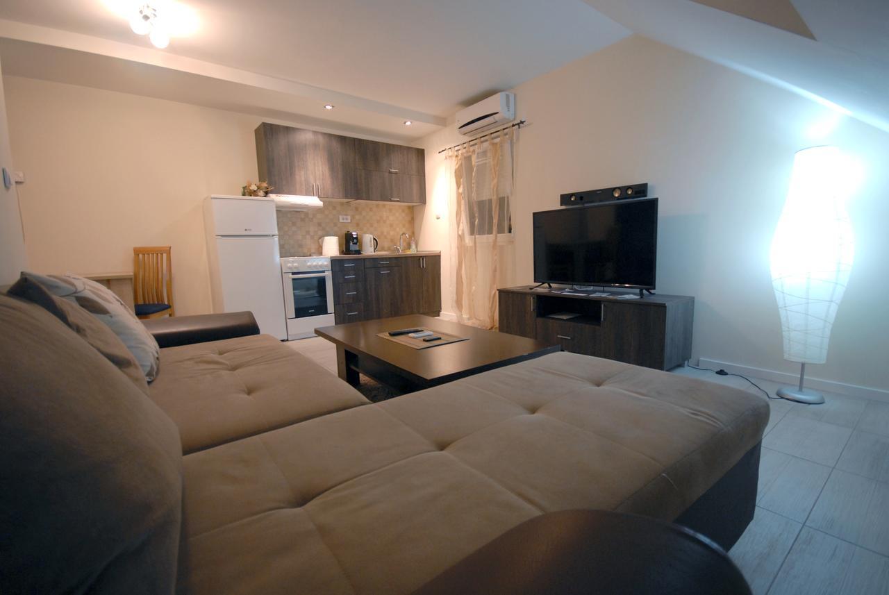 בלגרד Franstal Apartments מראה חיצוני תמונה