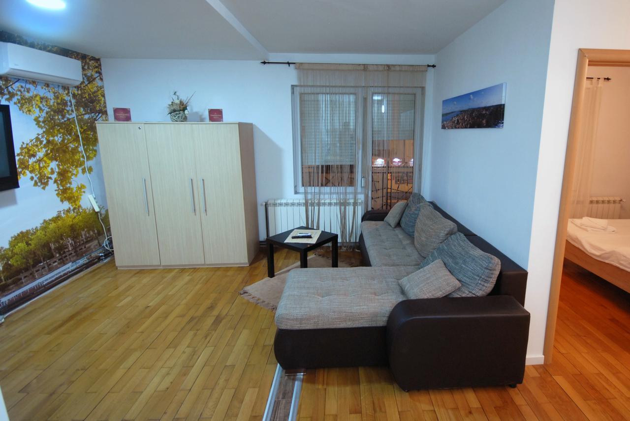 בלגרד Franstal Apartments מראה חיצוני תמונה