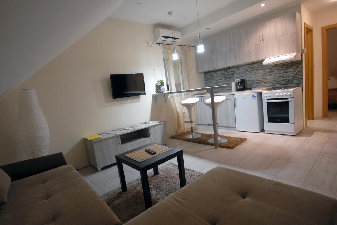 בלגרד Franstal Apartments מראה חיצוני תמונה